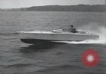 Standbild deutsche und italienische sneak craft Boote und Schwimmer Europa, 1945, aus Sekunde 55 historischem Filmmaterial Videoclip 65675060338