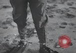 Standbild Schwimmer United States USA, 1945, aus Sekunde 14 historischem Filmmaterial Videoclip 65675060339