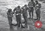 Standbild Schwimmer United States USA, 1945, aus Sekunde 27 historischem Filmmaterial Videoclip 65675060339