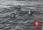 Standbild Schwimmer United States USA, 1945, aus Sekunde 54 historischem Filmmaterial Videoclip 65675060339
