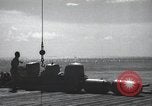 Standbild italienischen SLC-200 Maiale human Torpedo Europa, 1945, aus Sekunde 26 historischem Filmmaterial Videoclip 65675060340