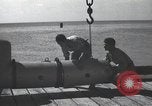Standbild italienischen SLC-200 Maiale human Torpedo Europa, 1945, aus Sekunde 47 historischem Filmmaterial Videoclip 65675060340