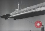 Standbild Deutsche midget U-Boote Europa, 1944, aus Sekunde 16 historischem Filmmaterial Videoclip 65675060342