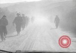 Standbild 10th Mountain Division Mule Pack Zug Italien, 1945, aus Sekunde 5 historischem Filmmaterial Videoclip 65675060354