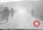 Standbild 10th Mountain Division Mule Pack Zug Italien, 1945, aus Sekunde 7 historischem Filmmaterial Videoclip 65675060354