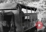 Standbild 351 Infanterie Regiment 88 US Infantry Division in Zweiten Weltkrieg Calvenzano Italien, 1945, aus Sekunde 27 historischem Filmmaterial Videoclip 65675060355