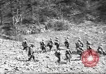 Image 351e Régiment d'infanterie 88e Division Calvenzano Italie, 1945, de la seconde 7 séquences d'archives historiques vidéo 65675060356
