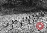 Image 351e Régiment d'infanterie 88e Division Calvenzano Italie, 1945, de la seconde 16 séquences d'archives historiques vidéo 65675060356