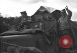 Immagine di 2° francese Divisione Corazzate Le Perray Francia, 1944, secondo 30 filmato di repertorio 65675060375