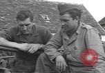 Standbild 2 French Armored Division Le Perray Frankreich, 1944, aus Sekunde 16 historischem Filmmaterial Videoclip 65675060376