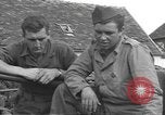 Standbild 2 French Armored Division Le Perray Frankreich, 1944, aus Sekunde 19 historischem Filmmaterial Videoclip 65675060376