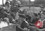 Standbild 2 French Armored Division Le Perray Frankreich, 1944, aus Sekunde 24 historischem Filmmaterial Videoclip 65675060376