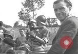 Standbild 2 French Armored Division Le Perray Frankreich, 1944, aus Sekunde 27 historischem Filmmaterial Videoclip 65675060376
