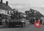 Standbild 2 French Armored Division Le Perray Frankreich, 1944, aus Sekunde 38 historischem Filmmaterial Videoclip 65675060376