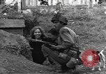Standbild USA Soldaten Venon Frankreich, 1944, aus Sekunde 18 historischem Filmmaterial Videoclip 65675060378