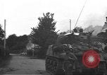 Standbild USA Soldaten Venon Frankreich, 1944, aus Sekunde 41 historischem Filmmaterial Videoclip 65675060378
