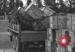Standbild USA Soldaten Normandie Frankreich, 1944, aus Sekunde 21 historischem Filmmaterial Videoclip 65675060385