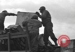 Standbild USA Soldaten Normandie Frankreich, 1944, aus Sekunde 29 historischem Filmmaterial Videoclip 65675060385