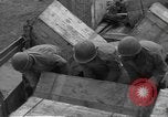 Standbild USA Soldaten Normandie Frankreich, 1944, aus Sekunde 39 historischem Filmmaterial Videoclip 65675060385