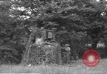 Standbild USA Soldaten Sainteny Normandie Frankreich, 1944, aus Sekunde 9 historischem Filmmaterial Videoclip 65675060386