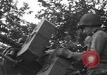 Standbild USA Soldaten Sainteny Normandie Frankreich, 1944, aus Sekunde 24 historischem Filmmaterial Videoclip 65675060386