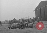 Image 507e Regiment 82e Division aéroportée Royaume-Uni, 1944, de la seconde 38 séquences d'archives historiques vidéo 65675060391