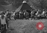 Standbild 507th Regiment 82nd Airborne Division Tollerton England, 1944, aus Sekunde 26 historischem Filmmaterial Videoclip 65675060392