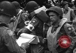 Standbild 507th Regiment 82nd Airborne Division Tollerton England, 1944, aus Sekunde 33 historischem Filmmaterial Videoclip 65675060392