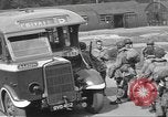 Standbild 507th Regiment 82nd Airborne Division Tollerton England, 1944, aus Sekunde 56 historischem Filmmaterial Videoclip 65675060392
