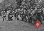 Standbild 507th Regiment 82nd Airborne Division Tollerton England, 1944, aus Sekunde 11 historischem Filmmaterial Videoclip 65675060393