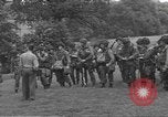 Standbild 507th Regiment 82nd Airborne Division Tollerton England, 1944, aus Sekunde 29 historischem Filmmaterial Videoclip 65675060393