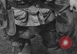 Standbild 507th Regiment 82nd Airborne Division Tollerton England, 1944, aus Sekunde 50 historischem Filmmaterial Videoclip 65675060393
