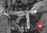 Standbild 507th Regiment 82nd Airborne Division Tollerton England, 1944, aus Sekunde 57 historischem Filmmaterial Videoclip 65675060393