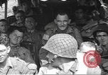 Standbild 507th Regiment 82nd Airborne Division Tollerton England, 1944, aus Sekunde 37 historischem Filmmaterial Videoclip 65675060394