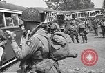 Standbild 507th Regiment 82nd Airborne Division Tollerton England, 1944, aus Sekunde 44 historischem Filmmaterial Videoclip 65675060394