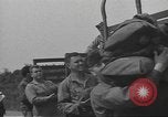 Standbild 507th Regiment 82nd Airborne Division Tollerton England, 1944, aus Sekunde 16 historischem Filmmaterial Videoclip 65675060395