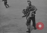 Standbild 507th Regiment 82nd Airborne Division Tollerton England, 1944, aus Sekunde 33 historischem Filmmaterial Videoclip 65675060395