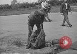Standbild 507th Regiment 82nd Airborne Division Tollerton England, 1944, aus Sekunde 44 historischem Filmmaterial Videoclip 65675060395