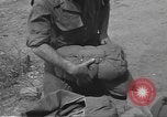 Standbild 507th Regiment 82nd Airborne Division Tollerton England, 1944, aus Sekunde 62 historischem Filmmaterial Videoclip 65675060395