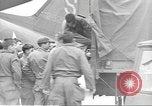 Standbild 507th Regiment 82nd Airborne Division Vereinigtes Königreich, 1944, aus Sekunde 12 historischem Filmmaterial Videoclip 65675060396