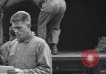 Standbild 507th Regiment 82nd Airborne Division Vereinigtes Königreich, 1944, aus Sekunde 25 historischem Filmmaterial Videoclip 65675060396