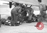 Standbild 507th Regiment 82nd Airborne Division Vereinigtes Königreich, 1944, aus Sekunde 33 historischem Filmmaterial Videoclip 65675060396