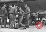 Standbild 507th Regiment 82nd Airborne Division Vereinigtes Königreich, 1944, aus Sekunde 44 historischem Filmmaterial Videoclip 65675060396