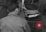 Standbild 507th Regiment 82nd Airborne Division Vereinigtes Königreich, 1944, aus Sekunde 54 historischem Filmmaterial Videoclip 65675060396