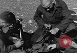 Standbild USA Soldaten Vereinigtes Königreich, 1944, aus Sekunde 53 historischem Filmmaterial Videoclip 65675060400
