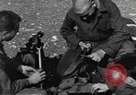Standbild USA Soldaten Vereinigtes Königreich, 1944, aus Sekunde 57 historischem Filmmaterial Videoclip 65675060400