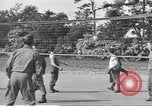Standbild USA Fallschirmjäger Vereinigtes Königreich, 1944, aus Sekunde 16 historischem Filmmaterial Videoclip 65675060401
