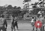 Standbild USA Fallschirmjäger Vereinigtes Königreich, 1944, aus Sekunde 26 historischem Filmmaterial Videoclip 65675060401