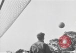 Standbild USA Fallschirmjäger Vereinigtes Königreich, 1944, aus Sekunde 36 historischem Filmmaterial Videoclip 65675060401