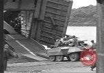 Immagine di Stati Uniti truppe Falmouth Inghilterra, 1944, secondo 52 filmato di repertorio 65675060402